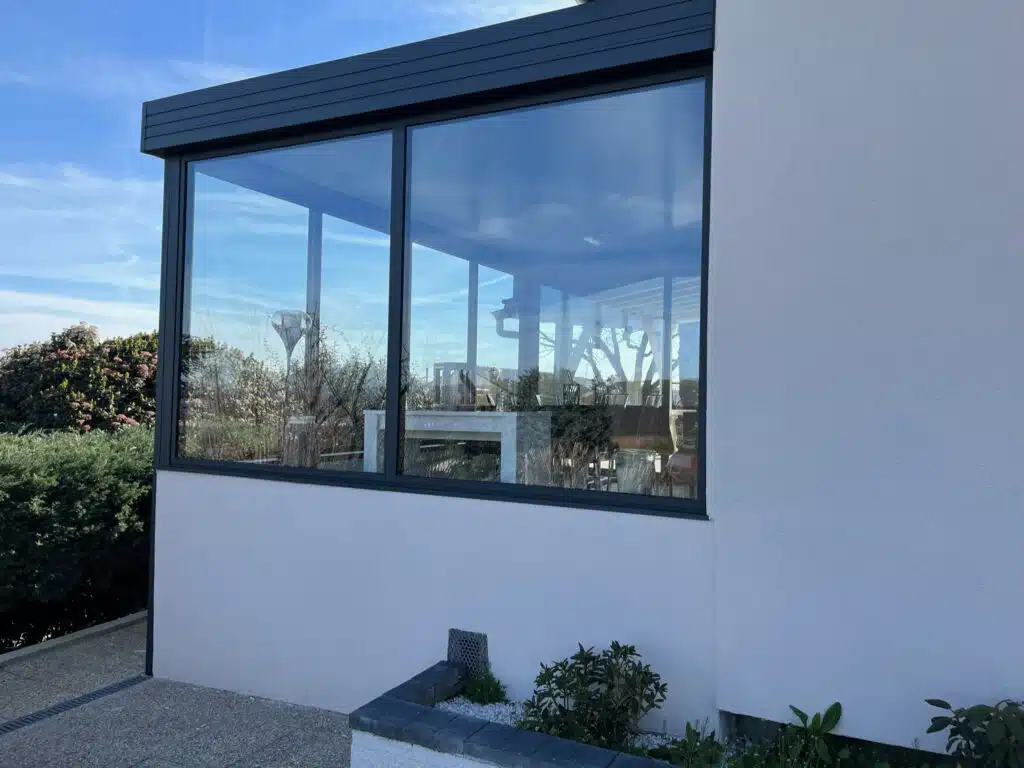 Loire sur Rhône : Véranda aluminium posé par A2B Concept
