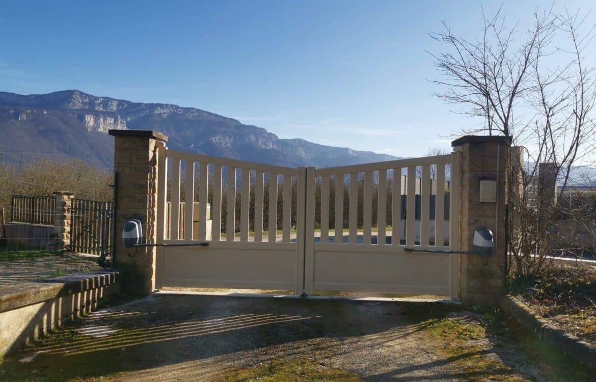 Grenoble : Portail motorisé par A2B Concept