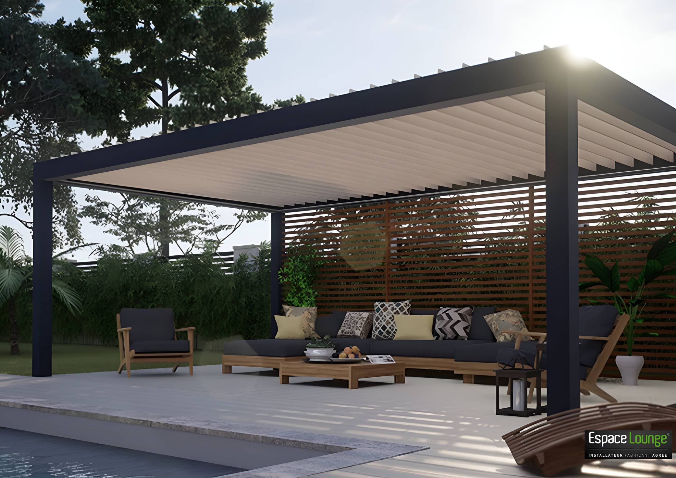 Pergola bioclimatique aluminium anthracite A2B Concept installée à Chasselay