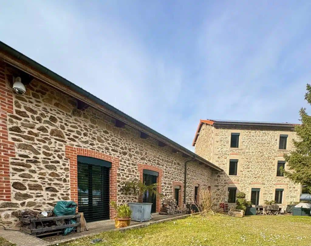 Rénovation Complète des Menuiseries à Saint-Martin-en-Haut
