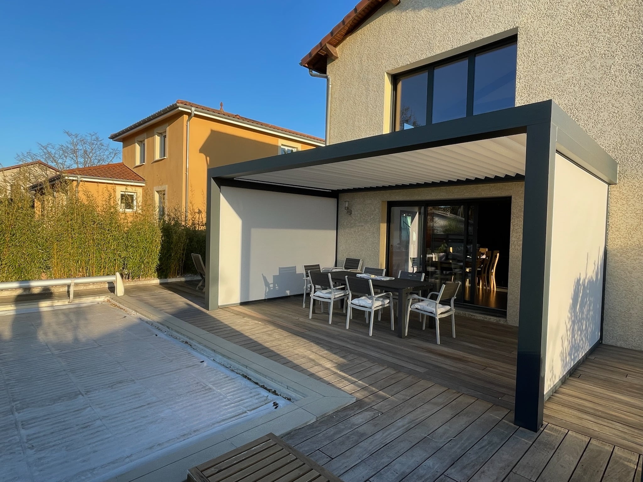 Pergola Bioclimatique Aluminium à Brignais