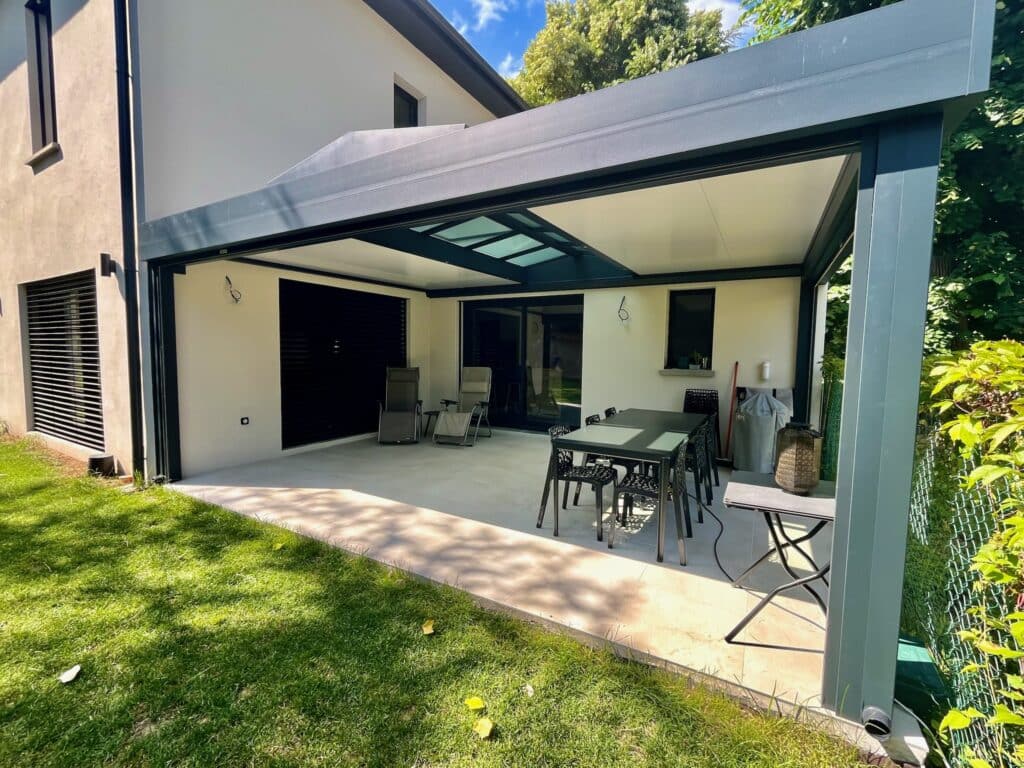 Pergola Toiture Fixe Évolutive en Véranda à Saint-Genis-Laval