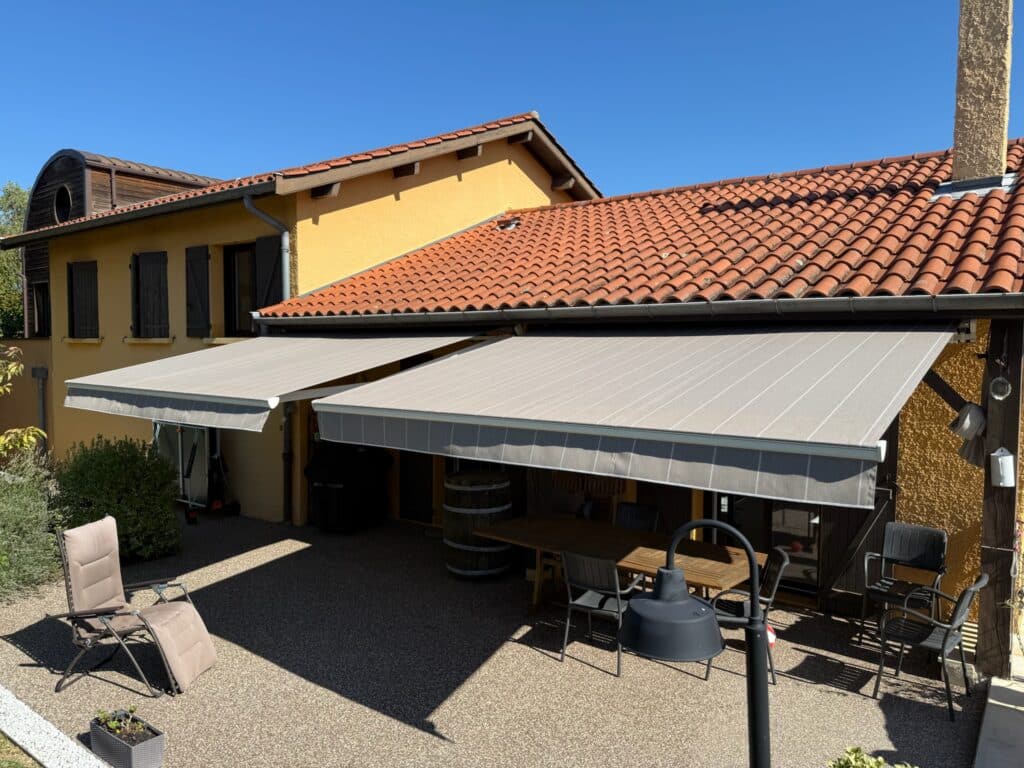 Installation d’un Store Banne Motorisé à Charly