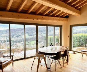 Menuiseries aluminium pour extension + brise-soleil orientable a2b concept
